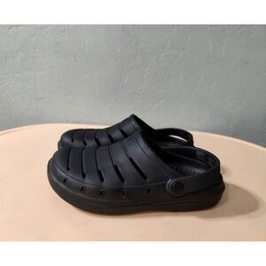 Rugged Shark Croc like‎ comfort clog slip on Youth Sise 2 Shoes